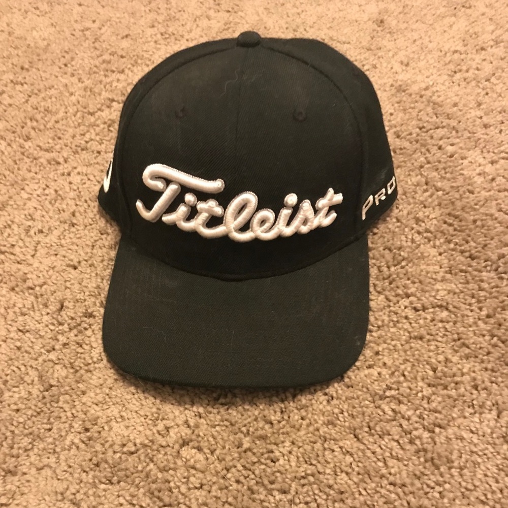 Titleist hat